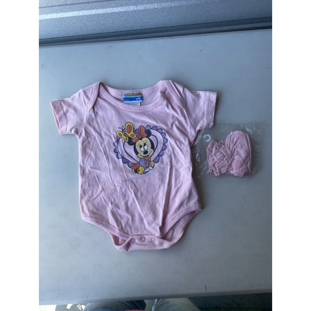 Vintage Disney Babies Minnie Mouse Bodysuit Pink 6-9M Booties Set NWOT